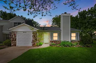 1022 Colony Lake Dr, Schaumburg, IL 60194 - Photo 1