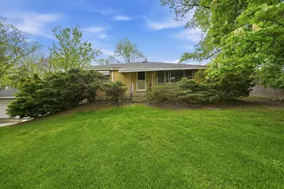 8351 W 99th Street, Palos Hills, IL 60465 - Photo 3