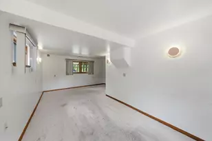 8351 W 99th St, Palos Hills, IL 60465 - Photo 13