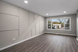 14909 Martin Luther King Jr Dr, Dolton, IL 60419 - Photo 3