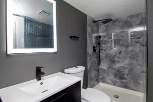 14909 Martin Luther King Jr Dr, Dolton, IL 60419 - Photo 9