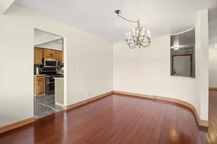 9529 Bronx Ave, Skokie, IL 60077 - Photo 9