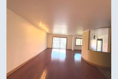 9529 Bronx Avenue #401, Skokie, IL 60077 - Photo 5