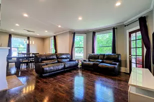 407 S Cherry St, Morrison, IL 61270 - Photo 7