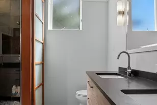 1202 W Fletcher St, Chicago, IL 60657 - Photo 29