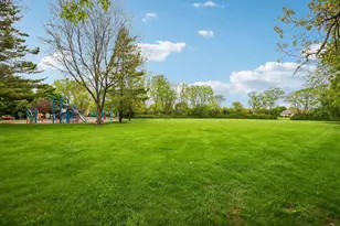 1620 Mulberry Dr, Libertyville, IL 60048 - Photo 77
