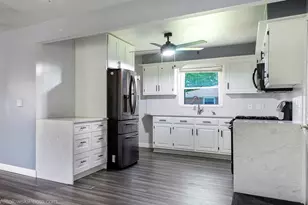 1714 Mayfield Ave, Joliet, IL 60435 - Photo 9