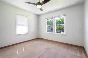 1714 Mayfield Ave, Joliet, IL 60435 - Photo 15