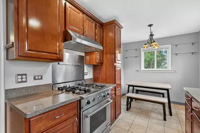 854 Plains Court, Carol Stream, IL 60188 - Photo 5