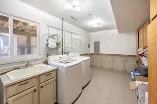 5113 W Dartmoor Dr, McHenry, IL 60050 - Photo 17