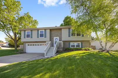 5113 W Dartmoor Drive, McHenry, IL 60050 - Photo 1