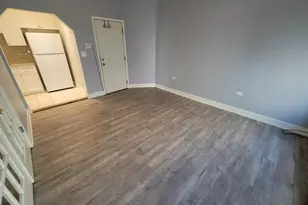 802 Dempster St, Evanston, IL 60202 - Photo 5