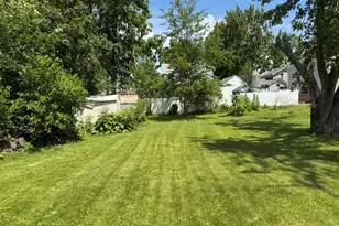 212 E Kansas St, Elburn, IL 60119 - Photo 15
