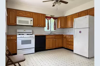 212 E Kansas Street, Elburn, IL 60119 - Photo 5