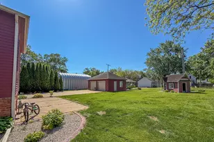 444 E Center St, Paxton, IL 60957 - Photo 45