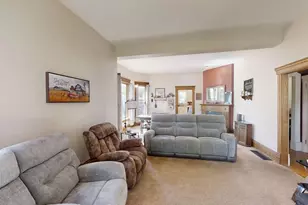 444 E Center St, Paxton, IL 60957 - Photo 9