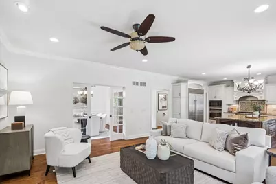 639 N Wright Street, Naperville, IL 60563 - Photo 7
