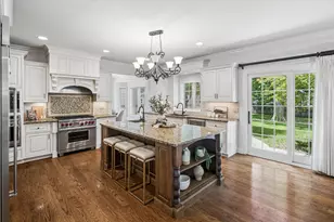 639 N Wright St, Naperville, IL 60563 - Photo 13