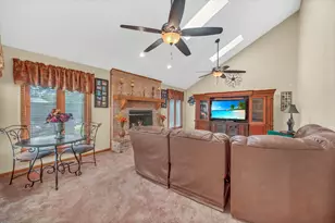 1113 Loyola Dr, Libertyville, IL 60048 - Photo 17