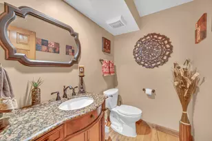 1113 Loyola Dr, Libertyville, IL 60048 - Photo 35