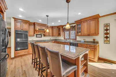 1113 Loyola Drive, Libertyville, IL 60048 - Photo 13