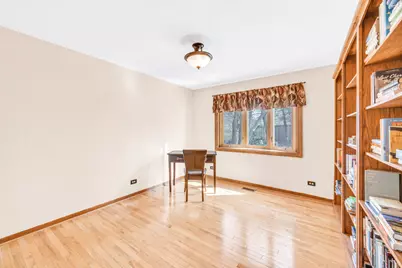 1113 Loyola Drive, Libertyville, IL 60048 - Photo 19