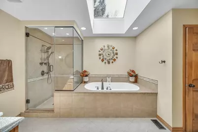 1113 Loyola Drive, Libertyville, IL 60048 - Photo 25