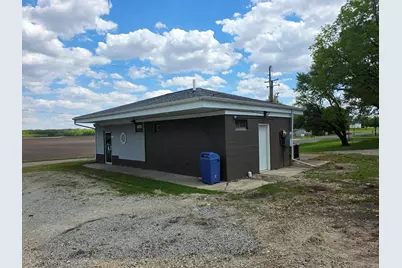 710 Swanson Drive, Prophetstown, IL 61277 - Photo 7