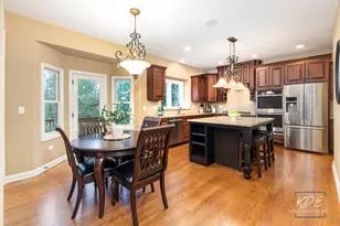 4031 Juneberry Rd, Naperville, IL 60564 - Photo 5