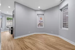 1544 S Sawyer Ave, Chicago, IL 60623 - Photo 7