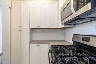 1954 N Cleveland Ave, Chicago, IL 60614 - Photo 9