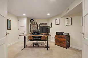 1427 Woodhill Dr, Northbrook, IL 60062 - Photo 35