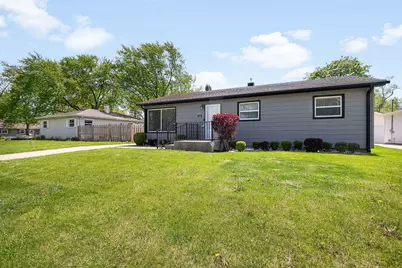 407 Bonniebrook Avenue, Mundelein, IL 60060 - Photo 3