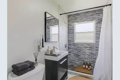 407 Bonniebrook Avenue, Mundelein, IL 60060 - Photo 19