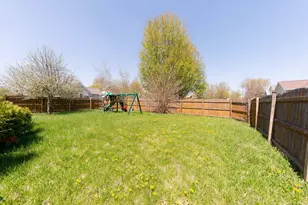 5696 Heidi Dr, Rockford, IL 61109 - Photo 35
