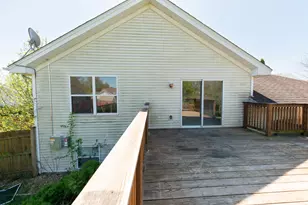 5696 Heidi Dr, Rockford, IL 61109 - Photo 39