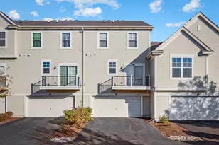 422 Grosvenor Ln, Aurora, IL 60504 - Photo 25