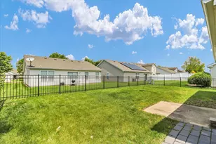 706 Corey Ln, Champaign, IL 61822 - Photo 23