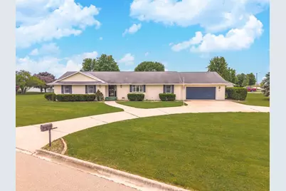301 Scott Drive, Dwight, IL 60420 - Photo 3