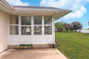 301 Scott Dr, Dwight, IL 60420 - Photo 13