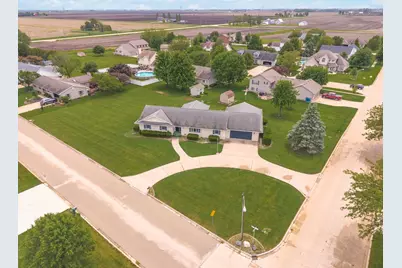 301 Scott Drive, Dwight, IL 60420 - Photo 1