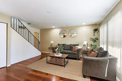 1797 Queensbury Circle, Hoffman Estates, IL 60169 - Photo 5