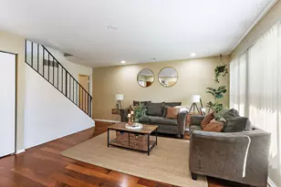 1797 Queensbury Cir, Hoffman Estates, IL 60169 - Photo 5