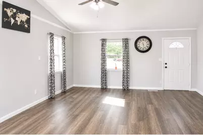 2006 E 7th Street, Sterling, IL 61081 - Photo 7