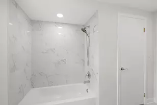 1115 Antique Ln, Northbrook, IL 60062 - Photo 23