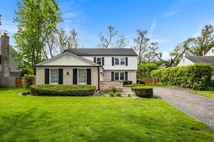 1115 Antique Ln, Northbrook, IL 60062 - Photo 1
