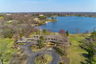 82 Hawley Woods Rd, Barrington Hills, IL 60010 - Photo 1