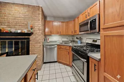 801 W Oakdale Avenue #1B, Chicago, IL 60657 - Photo 9