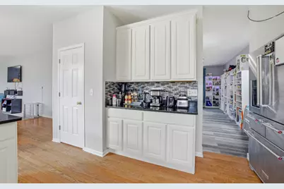 1959 W Windsor Drive, Round Lake, IL 60073 - Photo 5