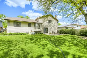 22417 Riverside Dr, Richton Park, IL 60471 - Photo 27